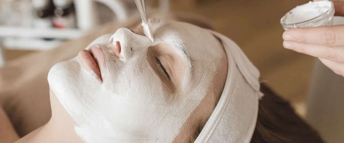 Simply Acne Treatment (50 Min): a relaxing facial at Simply Facials